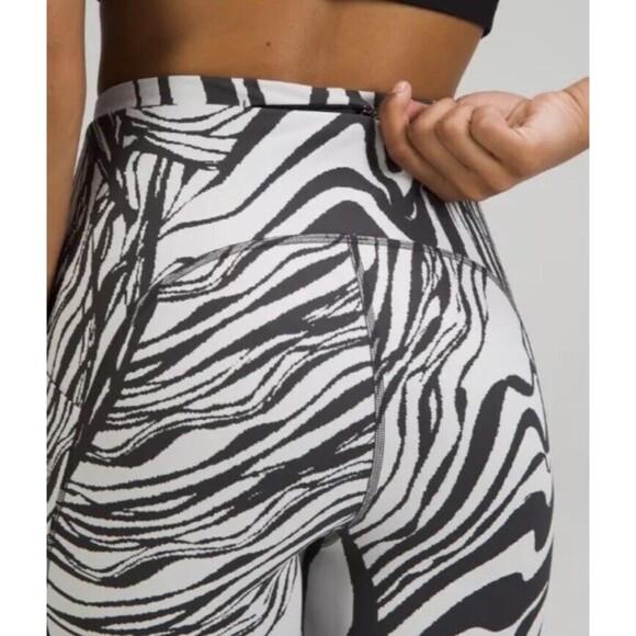 Lululemon Women's size 0 Swift Speed HR Tight 28” Jacquard color：EWJW NWT - Picture 11 of 13